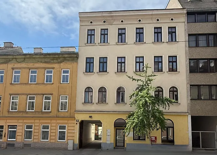 Apartment City&more-10! Charmantes Mit Altbauflair! *